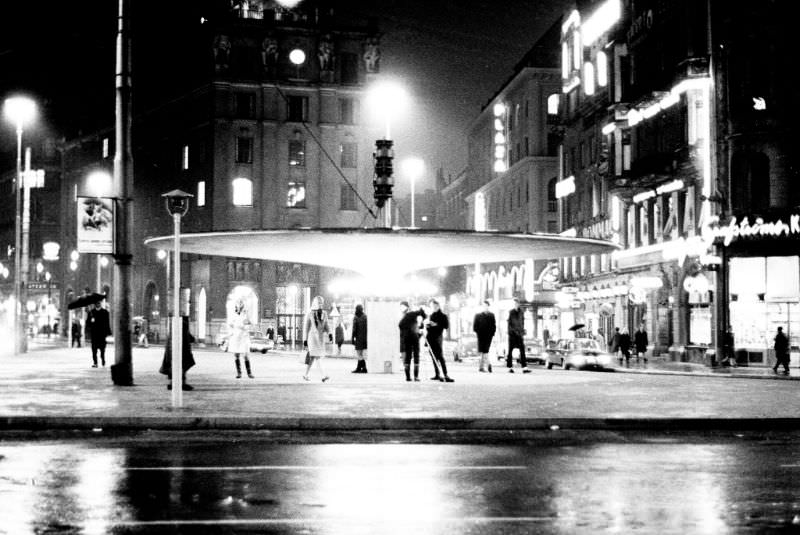 #17 Nattbild från Stureplan, Stockholm, 1967