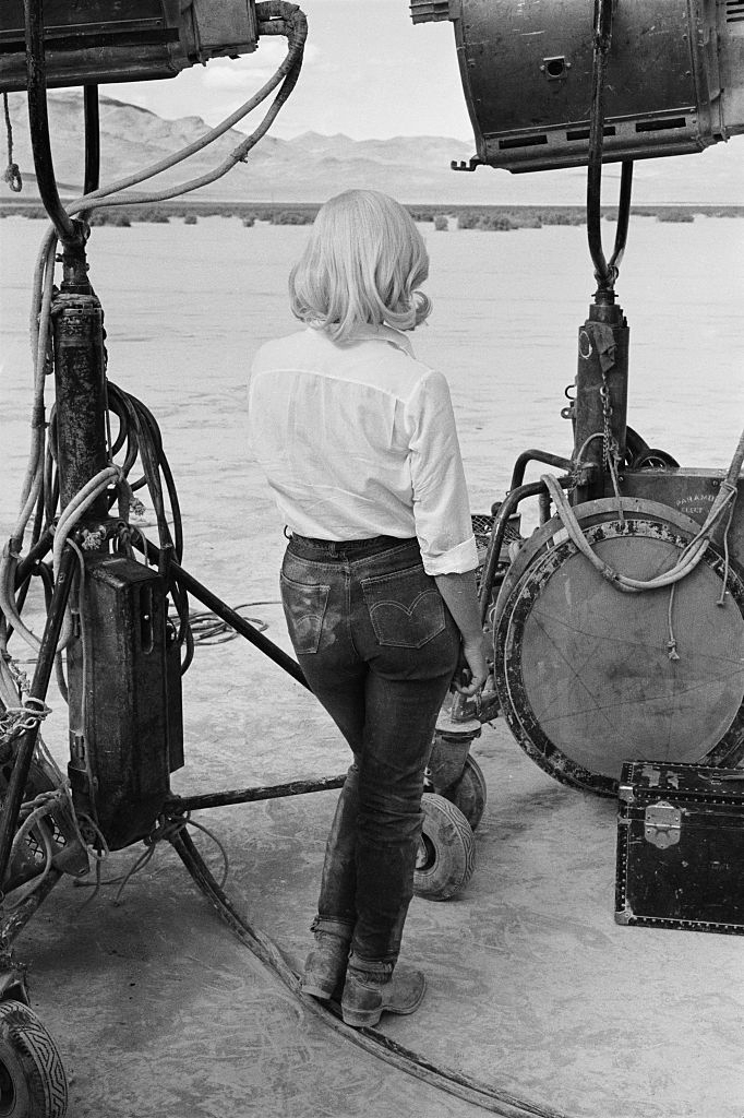 #4 Marilyn Monroe on the set of ‘The Misfits’,