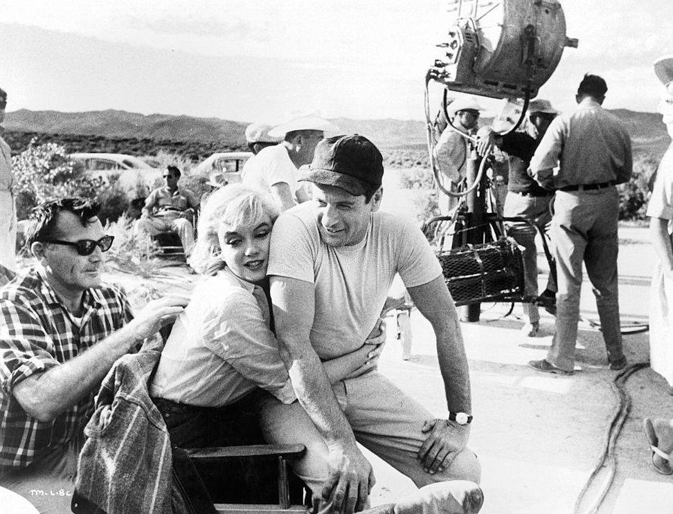 Marilyn Monroe hugging Eli Wallach on the set of the film ‘The Misfits’, 1961.