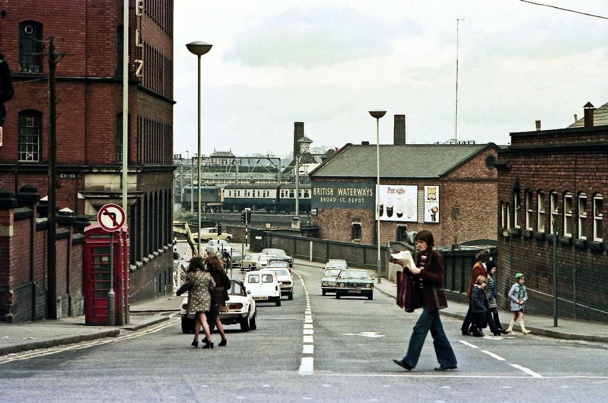 #18 Railway Street, April 1975