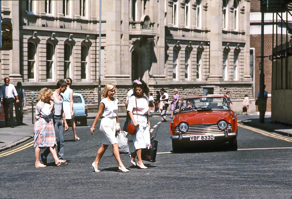 #5 At the junction of North Street and Queen Square, with the town hall in the background. 3rd June 1985