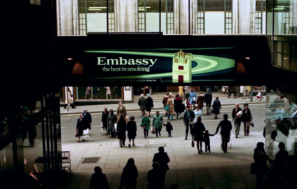 #6 The Victoria Street entrance to Wolverhampton’s shopping precinct, the Mander Centre, with Beattie’s department store opposite. 5th April 1975.