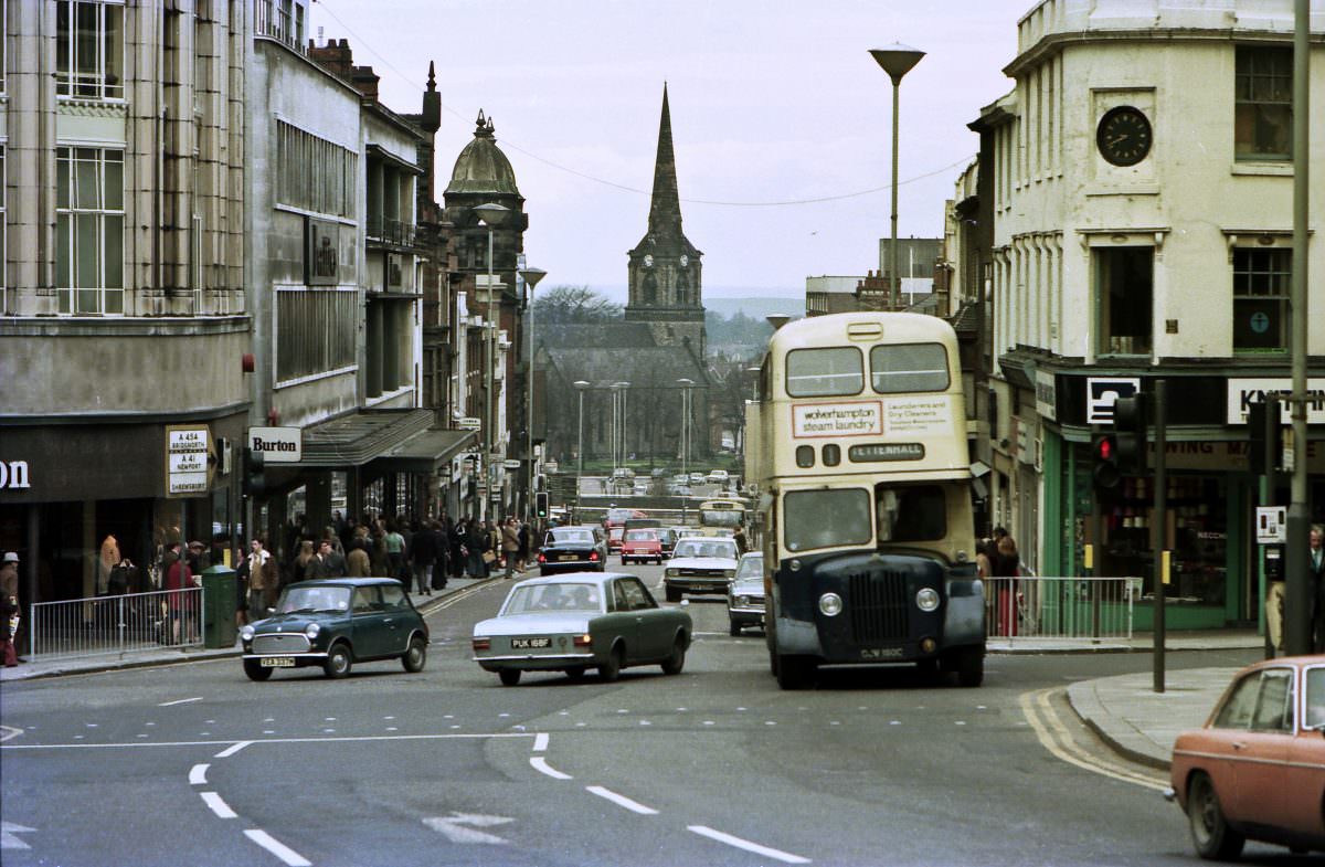 #14 Queen Square, April 1975
