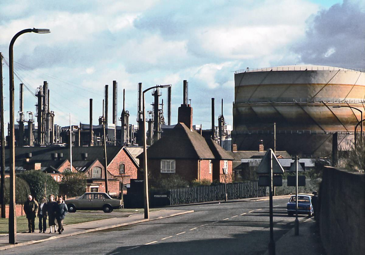 #29 Tipton Gasworks – the junction of Alexandra Road and Locarno Road, 10th February 1980