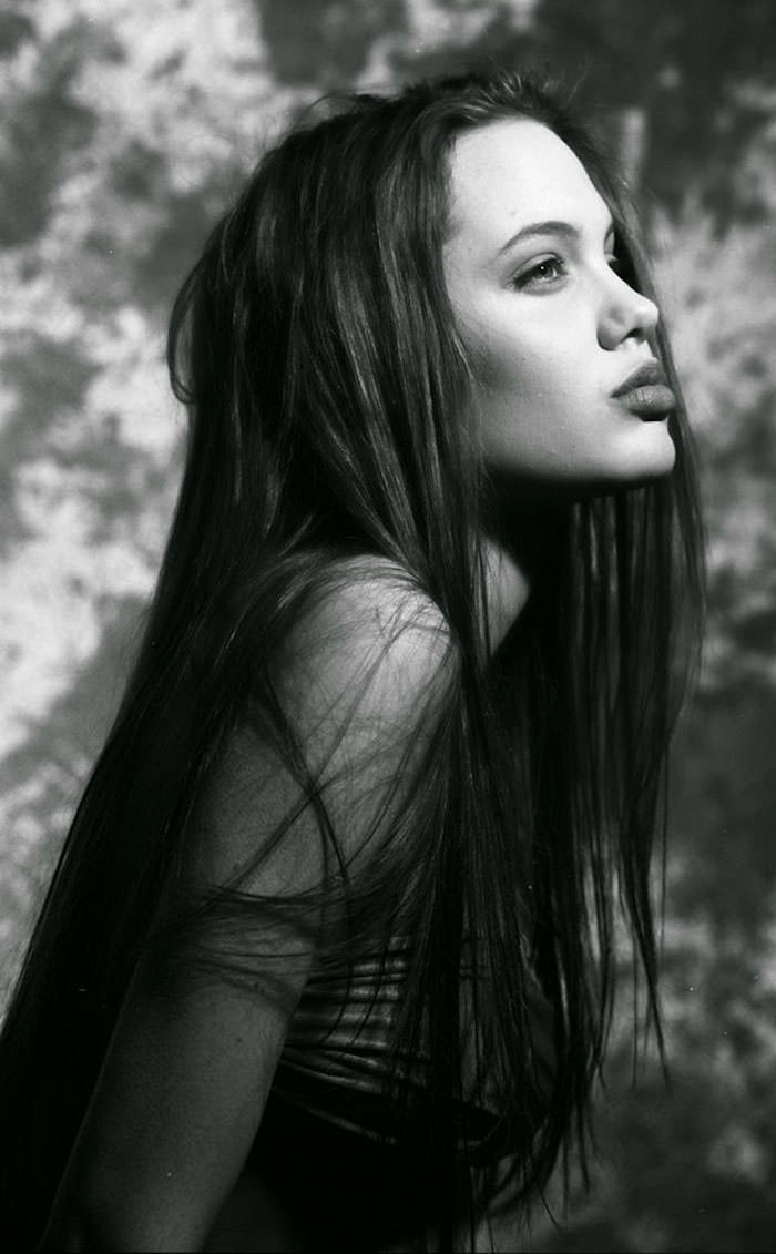 #11 15-Year-Old Angelina Jolie during her first fashion photoshoot.