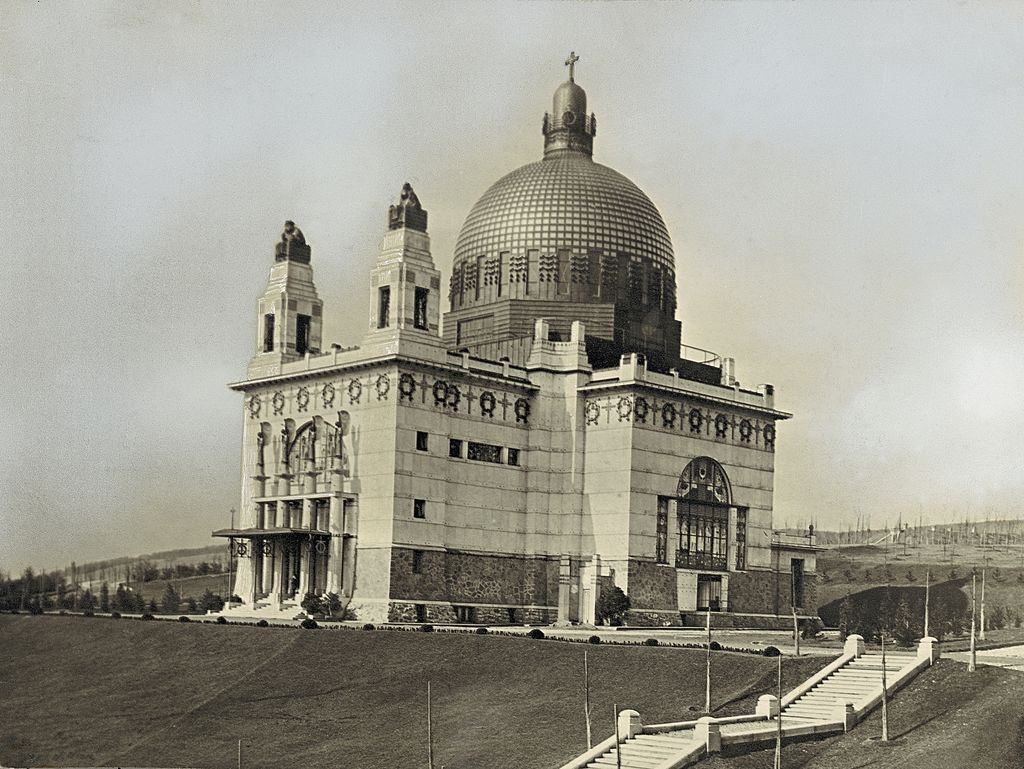 #38 Church at the Steinhof in Vienna, 1905.