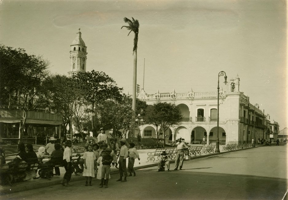 #20 Veracruz, la PLaza, Veracruz-Llave, 1907