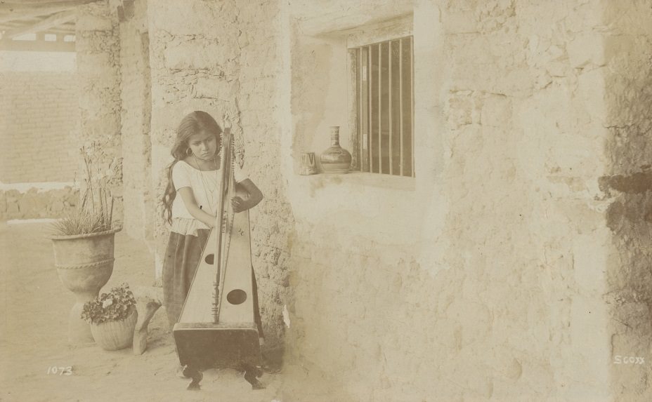 #41 Girl playing harp, 1905
