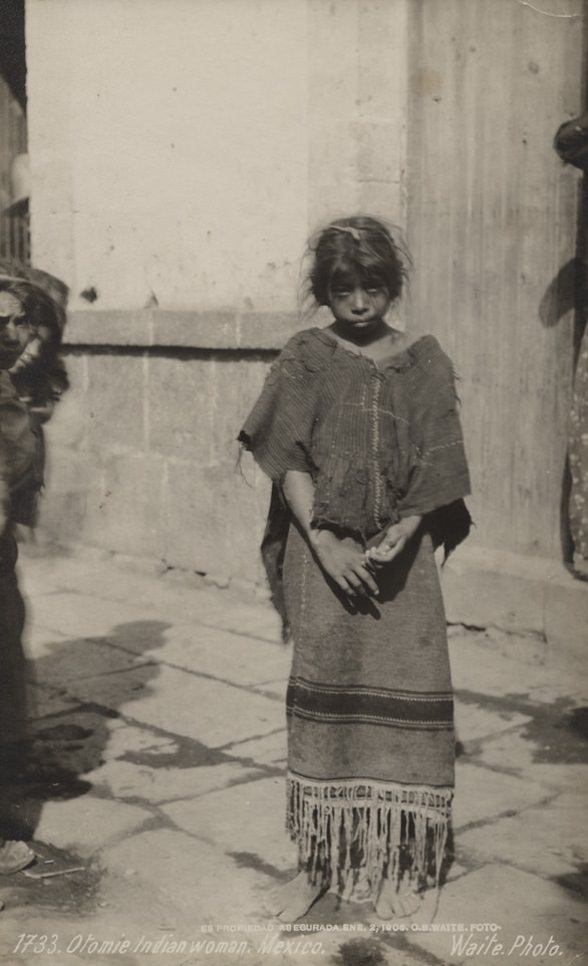 #43 Otomi Indian woman, 1905