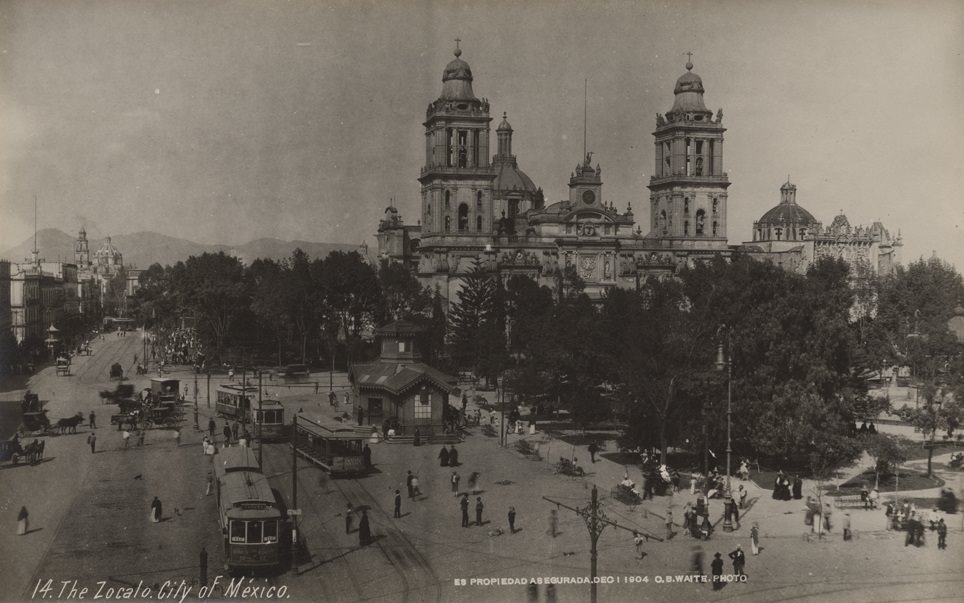#49 The Zocalo, City of Mexico, 1904
