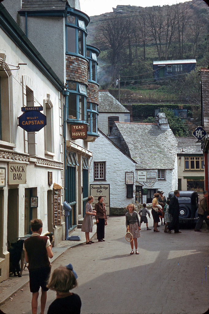 #15 Polperro Street, 1952