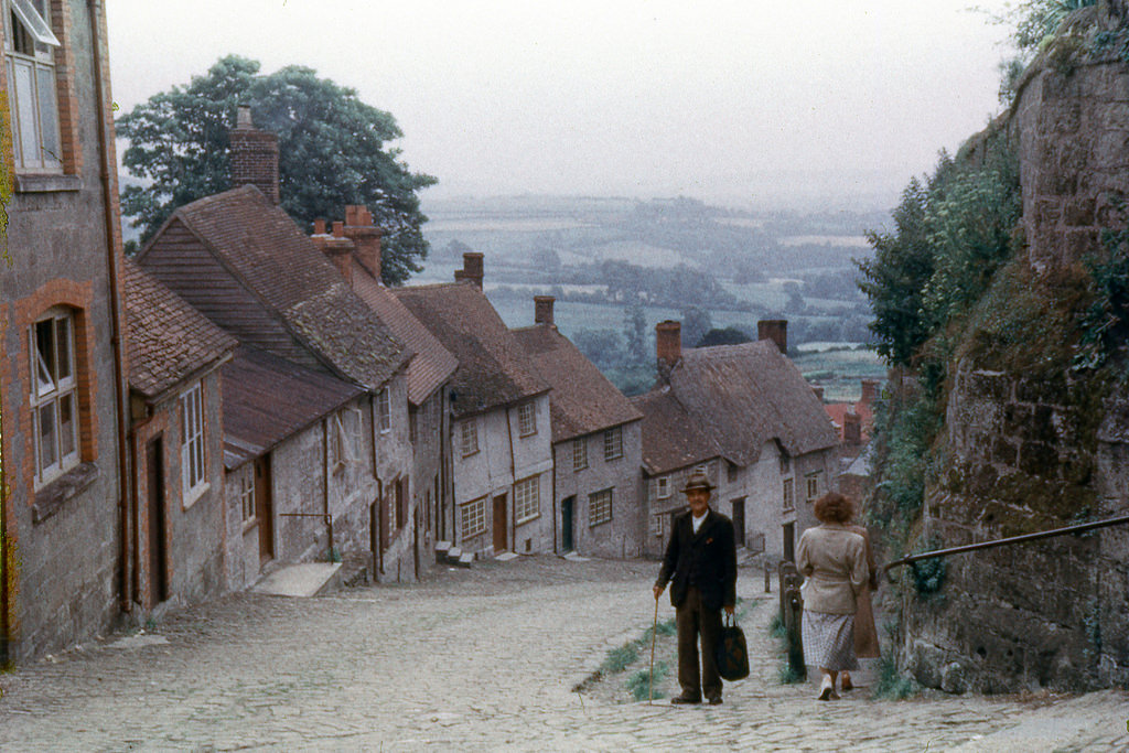 #5 Gold Hill in Shaftesbury, 1952