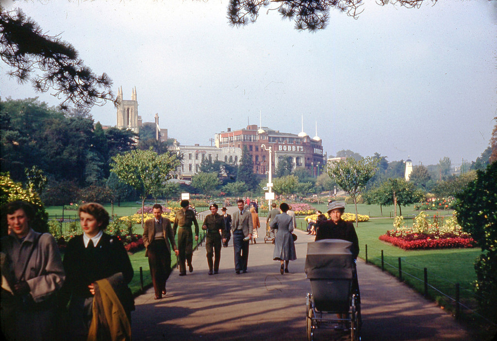 #6 Bournemouth Gardens, 1952