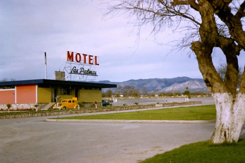 #30 Las Palmas Motel. Matehuala, March 1958