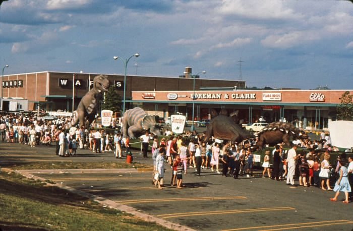 #4 Sinclair’s dinosaur sculptures on tour in 1966.