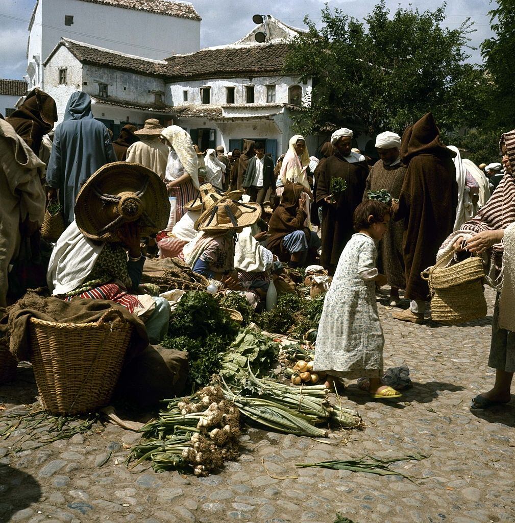 #6 A fruit and vegetable market in Chechaouen, Morocco, 1961.