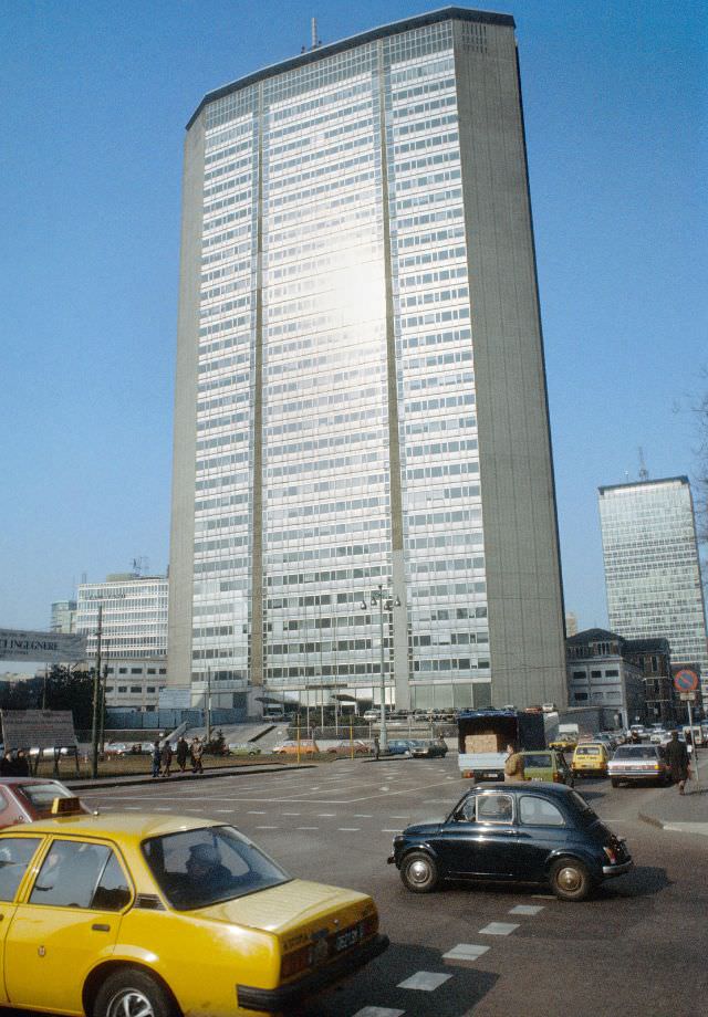 #37 The Pirelli Tower, Milan’s first skyscraper, 1983