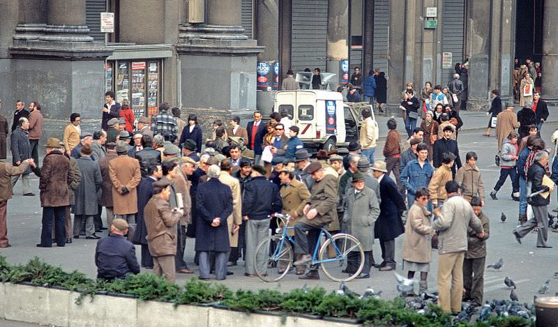#41 Piazza del Duomo, Milan, 1984