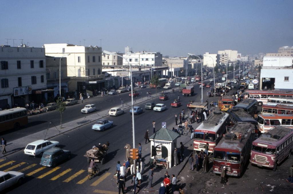 #19 Traffic on an avenue in Casablanca, January 1980.