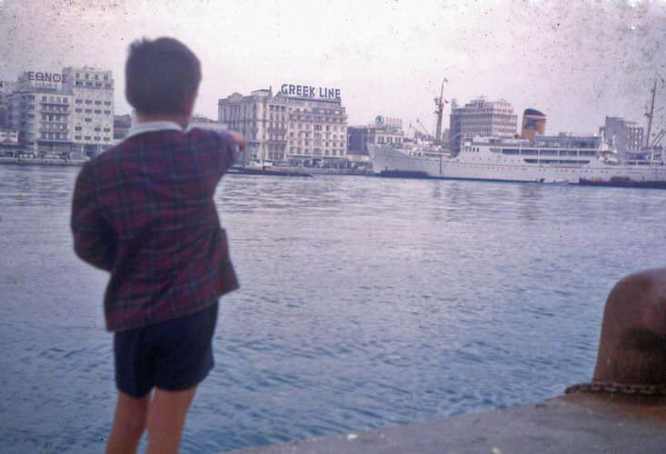 #41 David in Pireaus