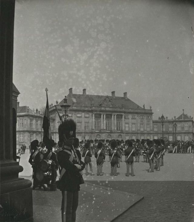 #20 Guard parade, Amalienborg, Copenhagen