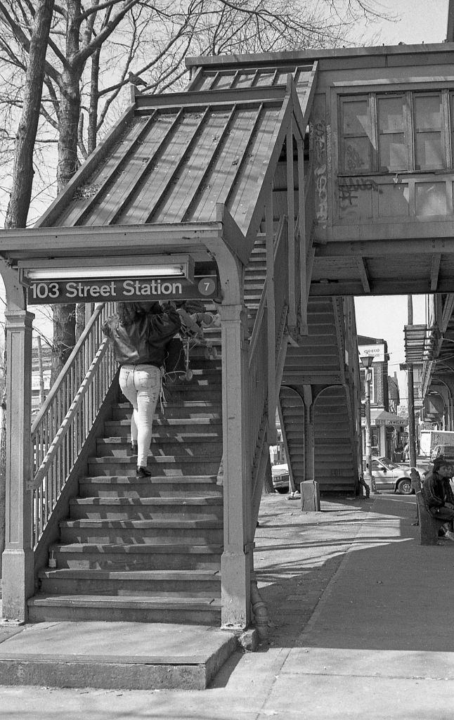#3 Elevated subway on Roosevelt Avenue (at 103rd Street), in the Corona neighborhood. Queens, New York, 1990.
