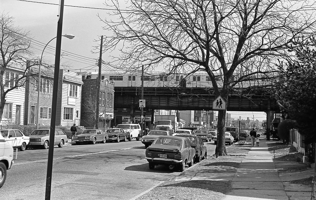 #19 Subway tracks at the intersection of 108th Street and Roosevelt Avenue in Corona. Queens, New York, 1982.