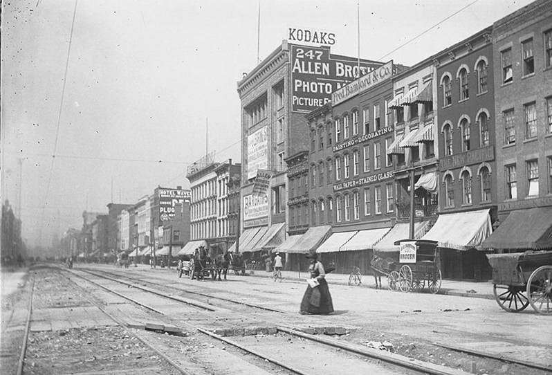 #20 Jefferson Avenue East, Detroit, 1890s.