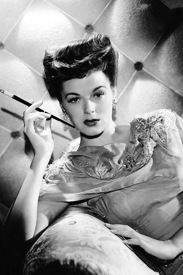#19 Marguerite Chapman, 1940s