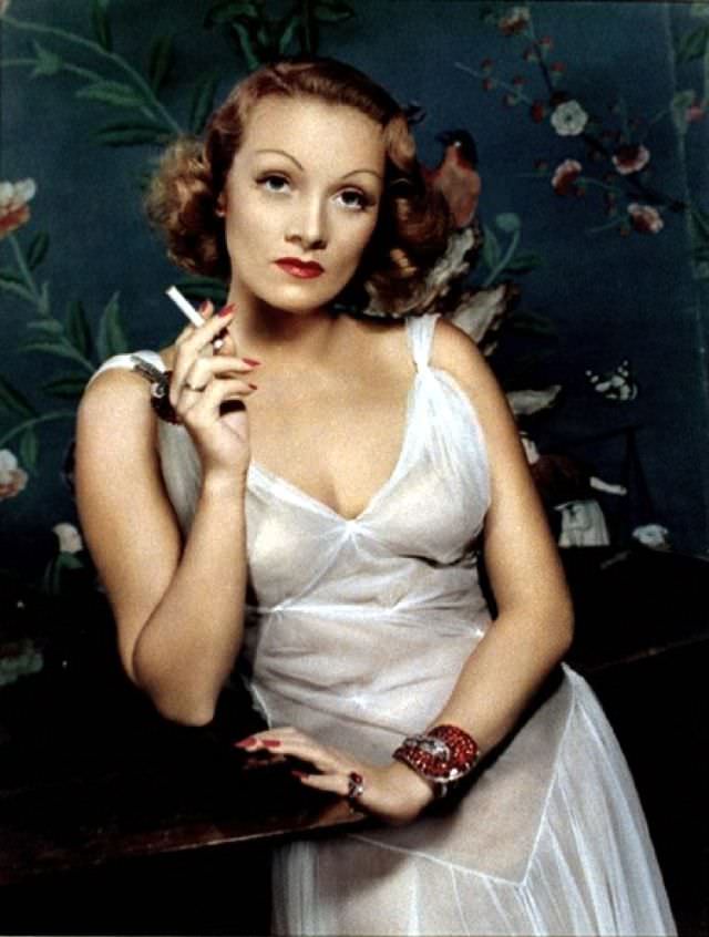 #4 Marlene Dietrich, 1935