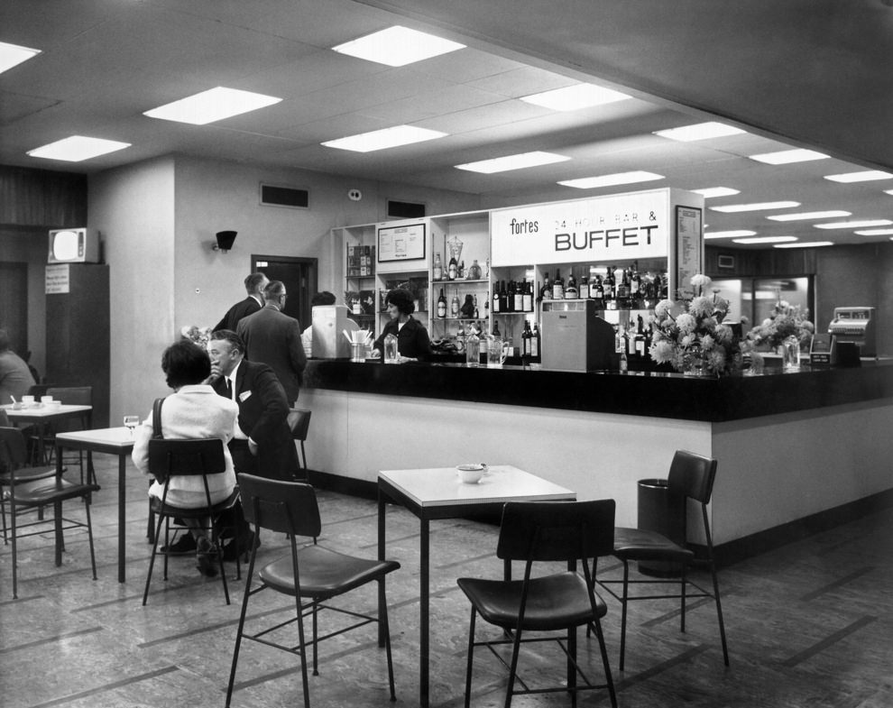 #27 Fortes snack bar, 1950s.