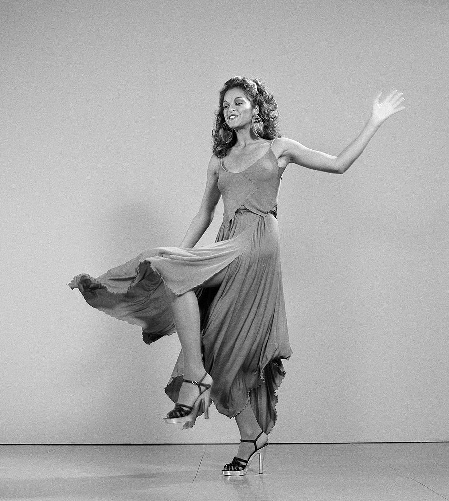 #37 Jayne Kennedy dancing in high heels, 1977.