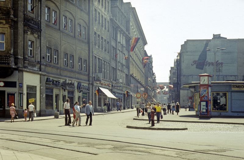 #19 Hainstraße, 1984