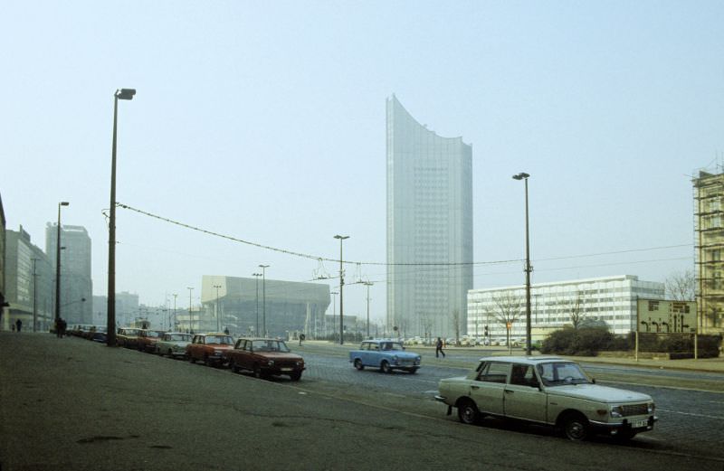 #20 Augustusplatz (previously Karl-Marx-Platz), 1982