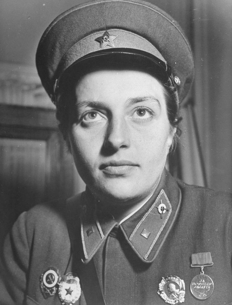 Lyudmila Pavlichenko’s portrait, 1942.