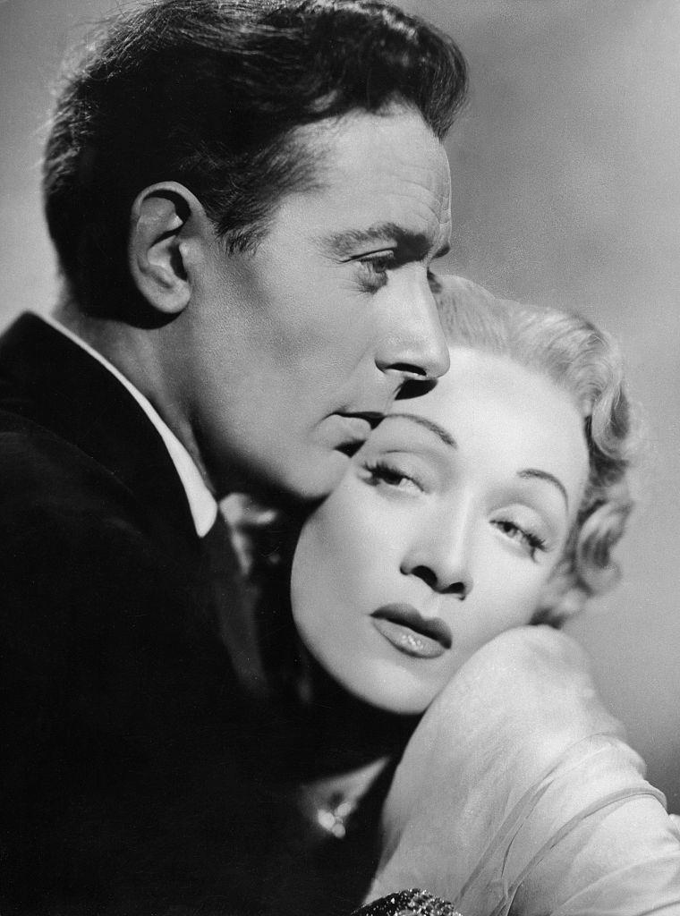 #47 Marlene Dietrich with Michael Wilding in the movie ‘Stage Fright’ 1950.