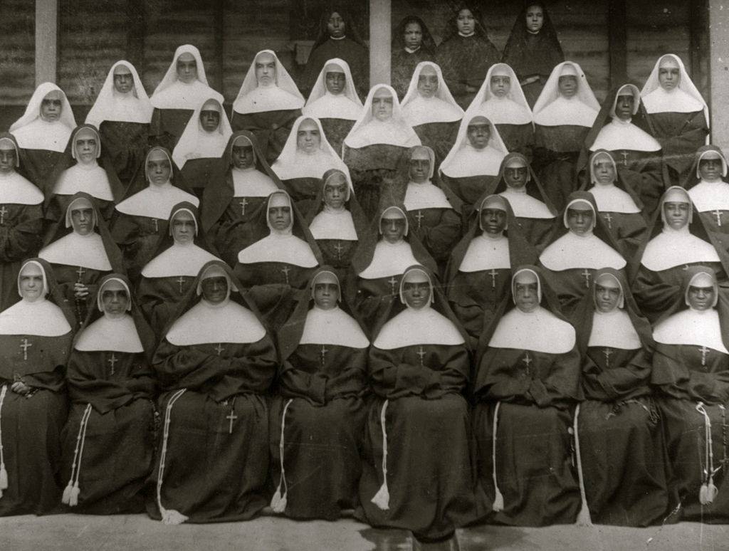 #25 Sisters of the Holy Family, New Orleans, 1899.