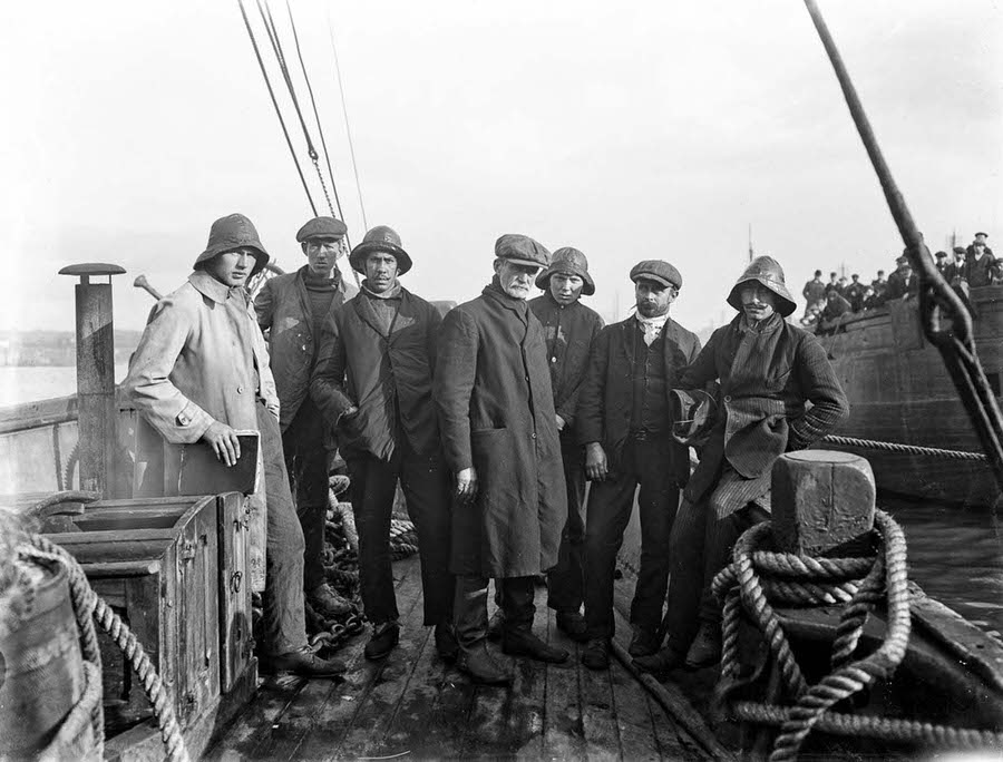 #13 Crew members of the Norwegian vessel The Mexican, which ran aground on the Keragh Islands, 1914.