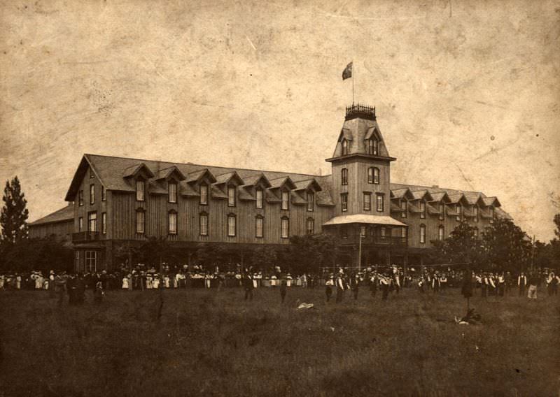 #37 The Point Farms, summer resort near Goderich, Ontario, 1890s