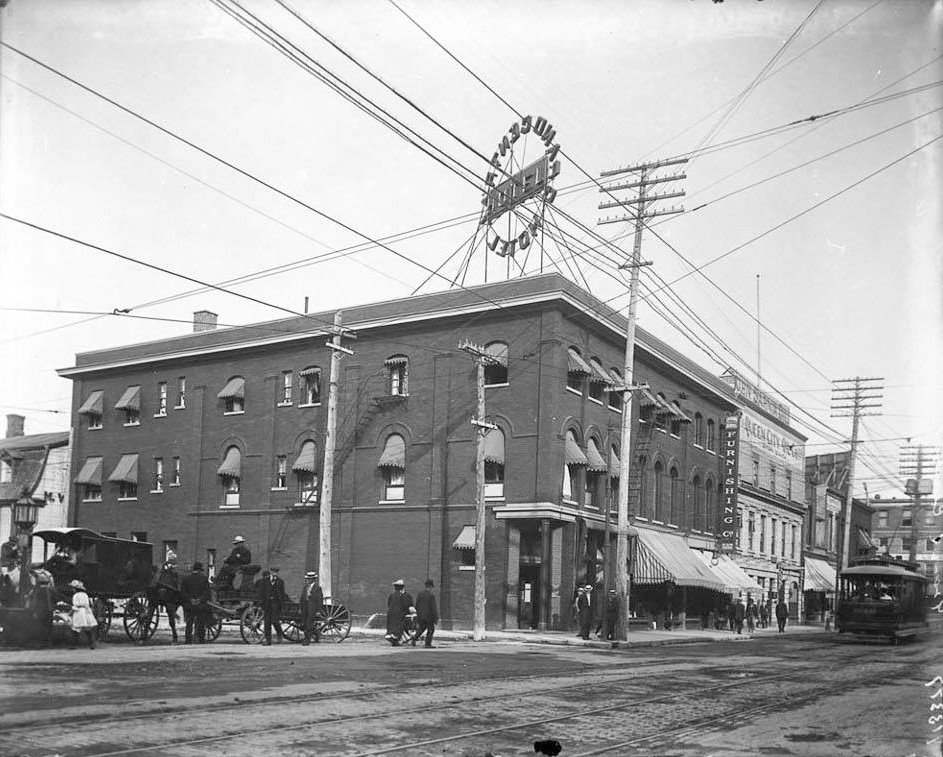 #48 The Grand Hotel on Sussex Dr. at Rideau St., 1890s.