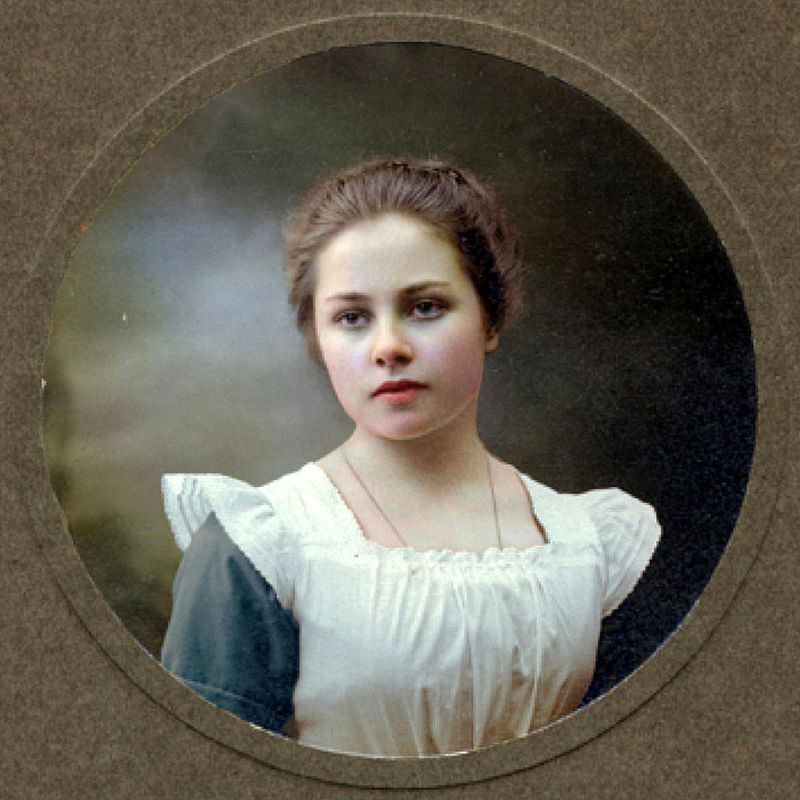 #4 Alexander Institute for Noble Maidens, St. Petersburg, 1900s