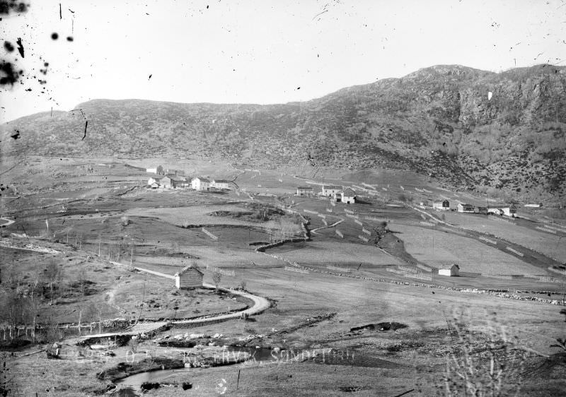 #15 Fauske in Ervika, Førde