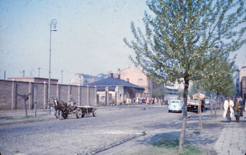 #10 Old Praga near the port
