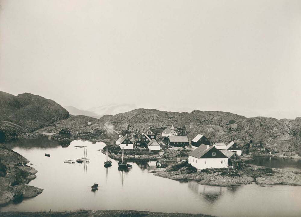 #22 The town of Maniitsoq, 1890s
