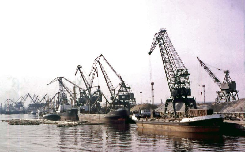 #59 The port of Leningrad
