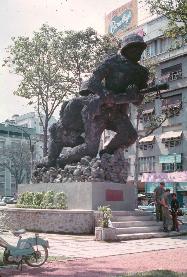 #53 A controversial monument in Saigon, 1968