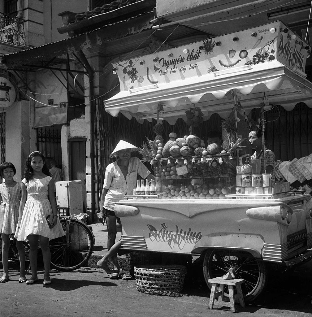 #17 Salesman of ice cream in Cholon, 1961.