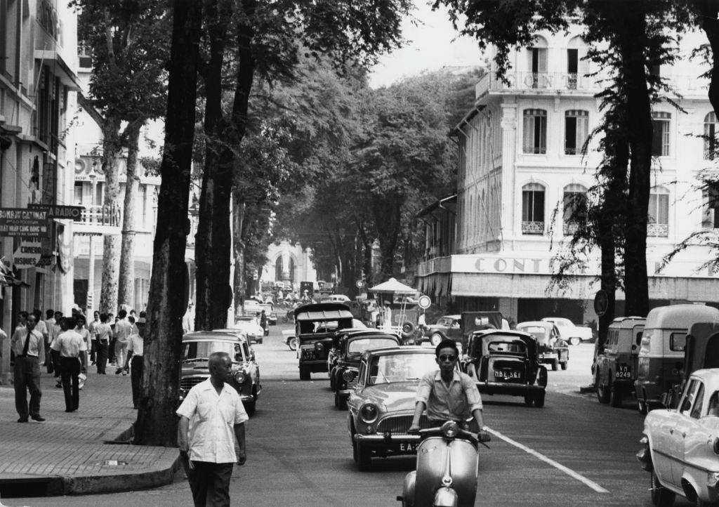 #30 Saigon main street, formerly Rue Catinat, renamed Tu Do, 1961.