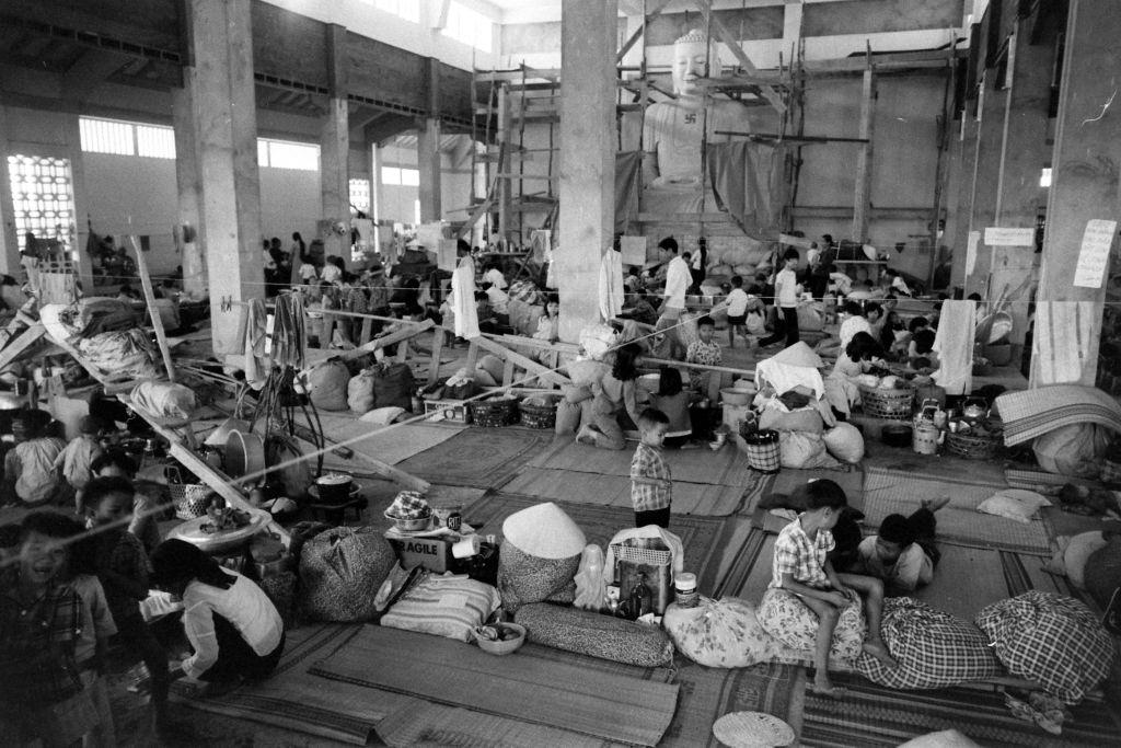 #53 South Vietnamese refugee gatherings, Vietnam, 1964