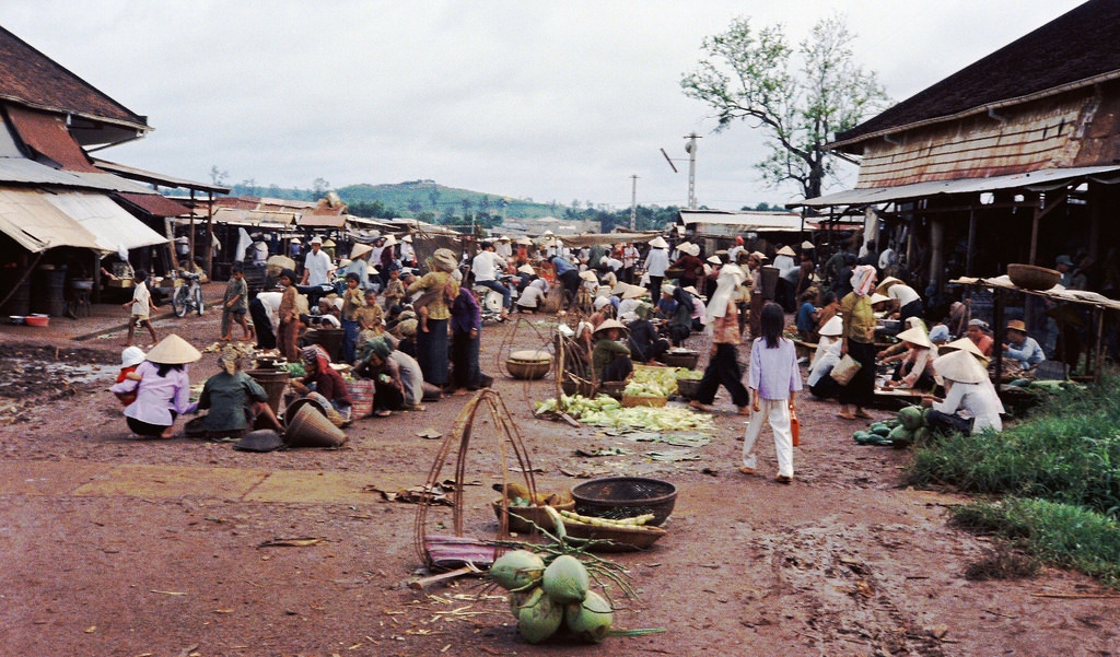 #71 Market in Vietnam, 1968.